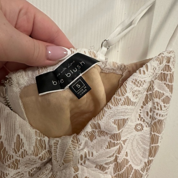 Dollskill top - Picture 2 of 3